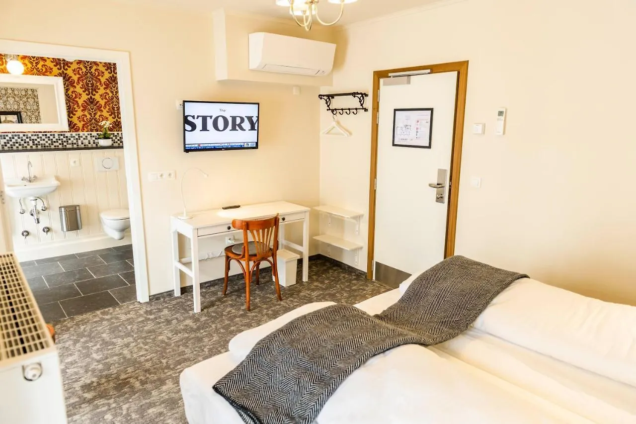 Duke Of Ghent Hotel
